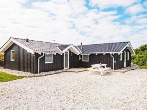 Gorgeous Holiday Home in Hvide Sande with Sauna